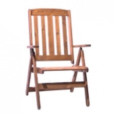 Деревянное уличное кресло